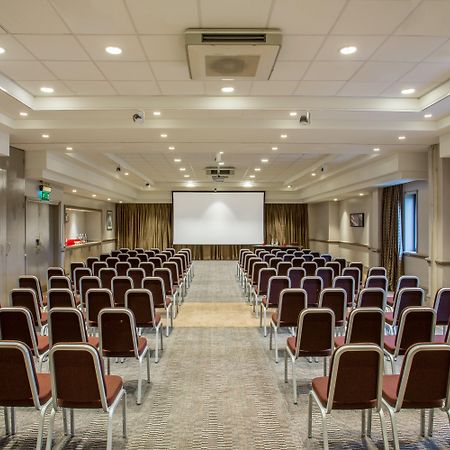 Отель Crowne Plaza Leeds By Ihg Экстерьер фото