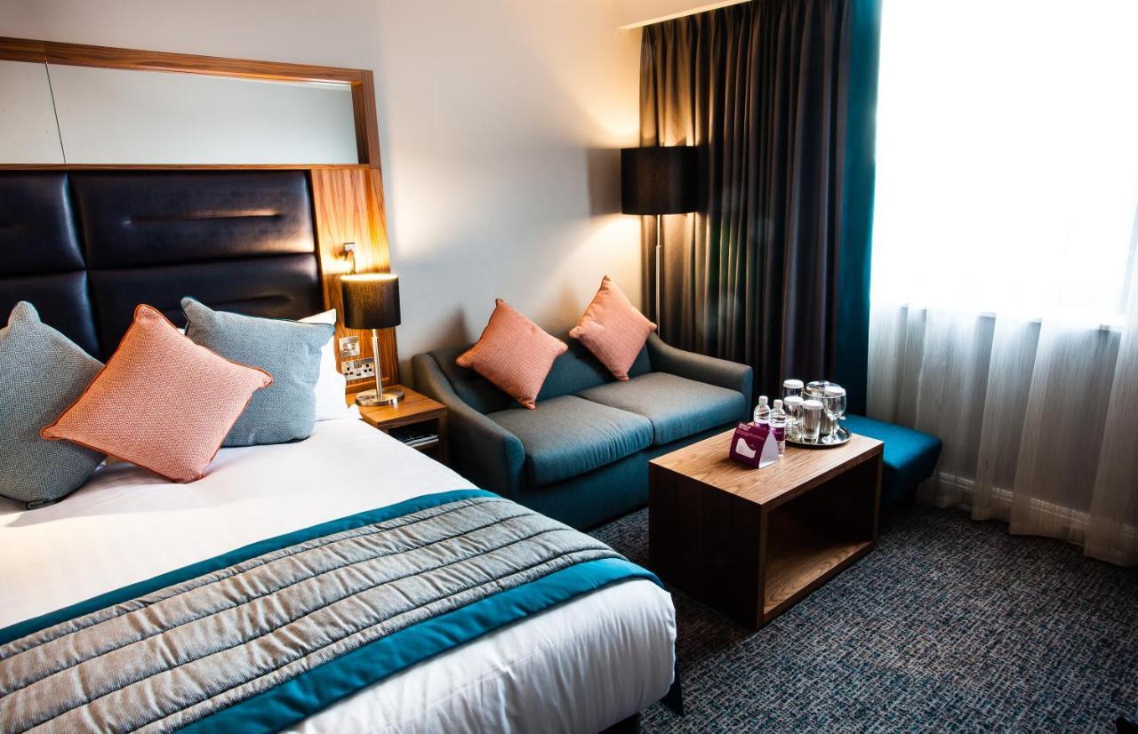 Отель Crowne Plaza Leeds By Ihg Экстерьер фото