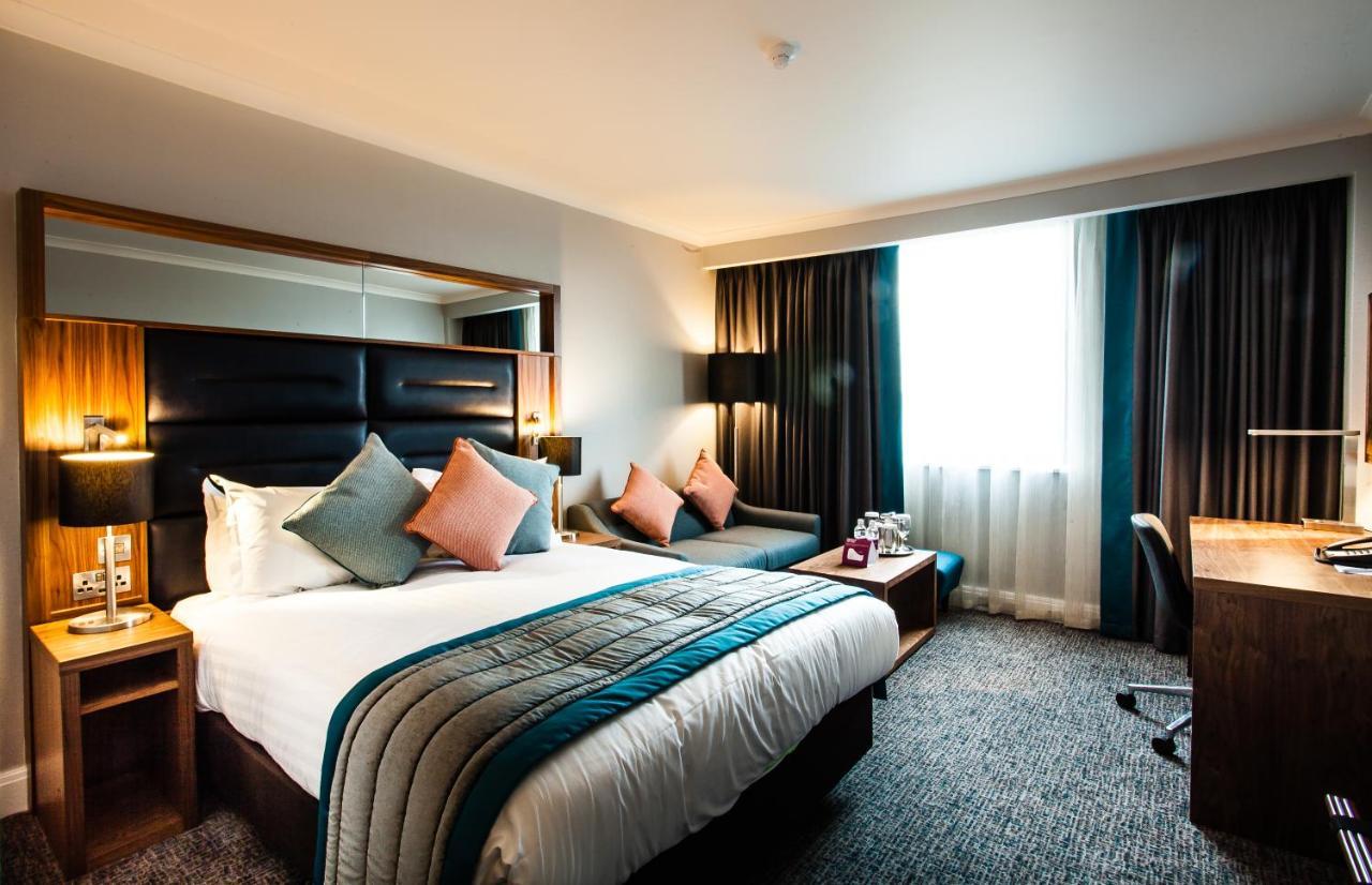Отель Crowne Plaza Leeds By Ihg Экстерьер фото