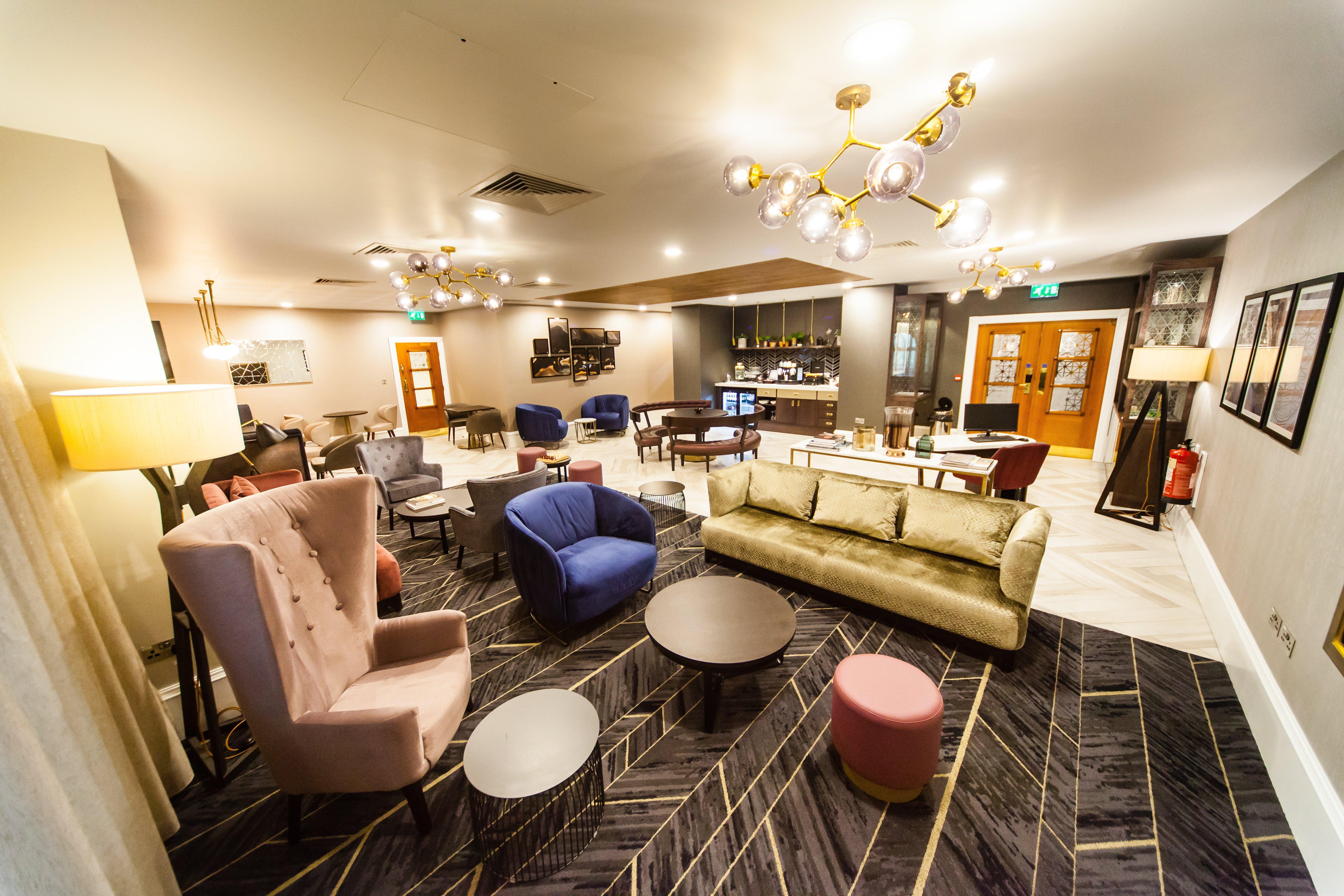 Отель Crowne Plaza Leeds By Ihg Экстерьер фото