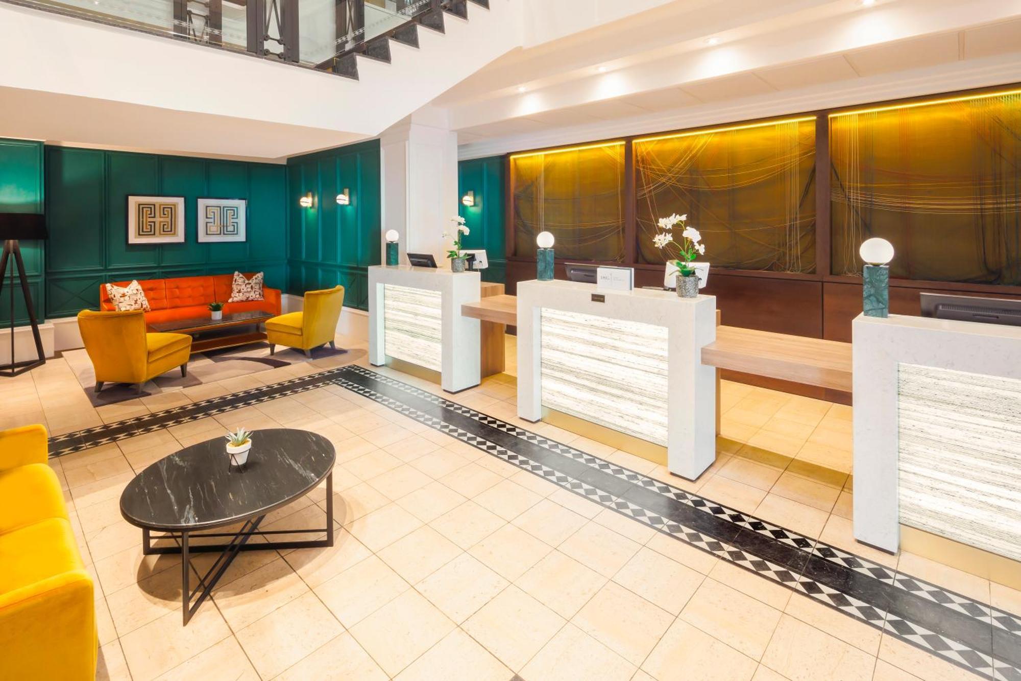 Отель Crowne Plaza Leeds By Ihg Экстерьер фото