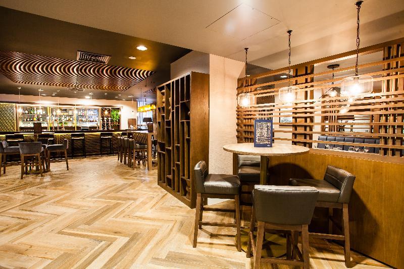 Отель Crowne Plaza Leeds By Ihg Экстерьер фото